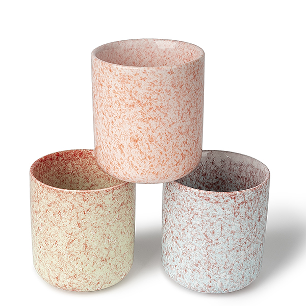 Lancio dei portacandele in ceramica della serie tricolore: abbracciare le tenere impressioni della vita con trame senza tempo