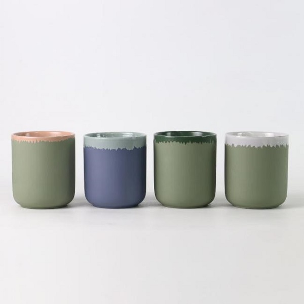 Portacandele in ceramica con finitura in colore naturale. Serie: rituale estetico quotidiano di risveglio con toni della terra