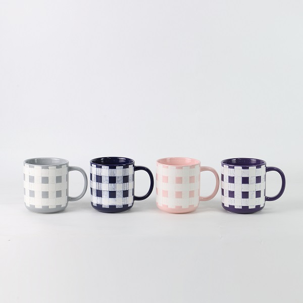 Cerchi una tazza pratica ma bella? Scopri come la serie di tazze dipinte a mano di BYF può aggiungere gioia alla tua vita quotidiana!