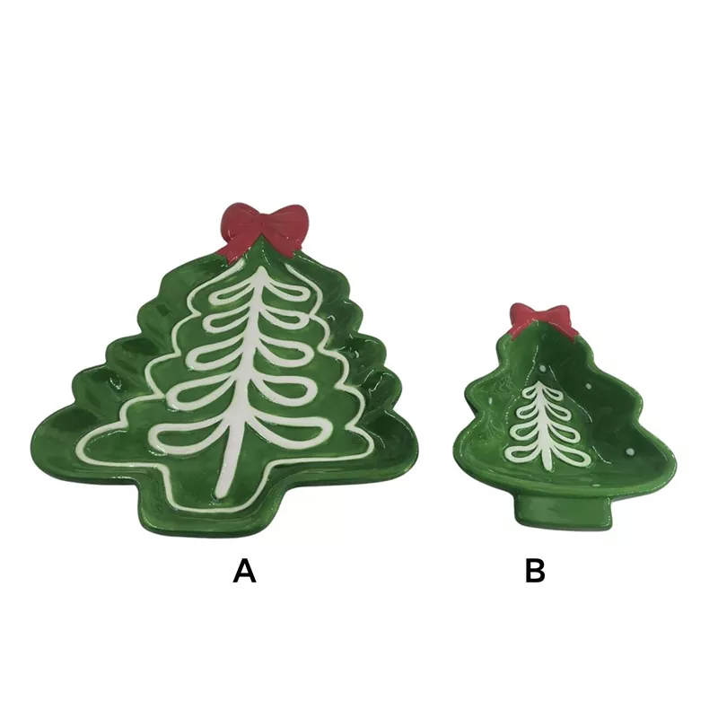 Regalo di festa dipinto a mano con piatto per albero di Natale Regalo di festa dipinto a mano con piatto per albero di Natale