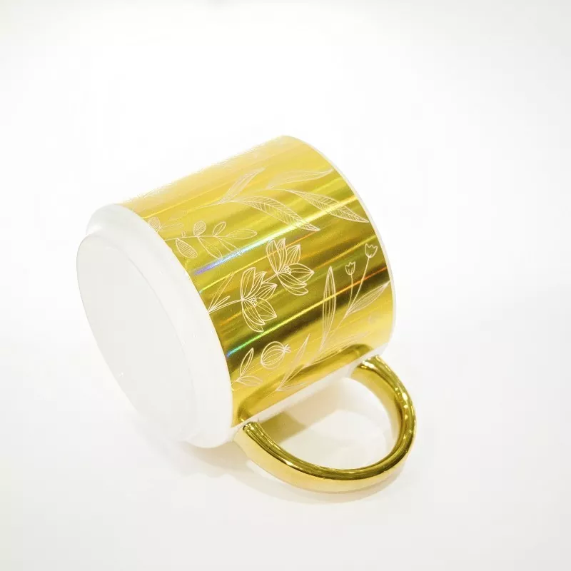 Tazza in ceramica con decalcomania galvanica