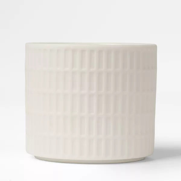 Milky White Grid-Patterned Ceramic Candle Holders Milky White Grid-Patterned Ceramic Candle Holders