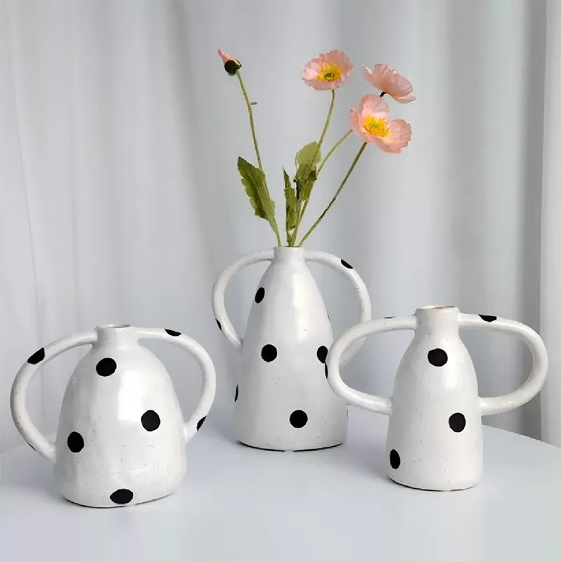 Vaso in gres a pois Vaso in gres a pois